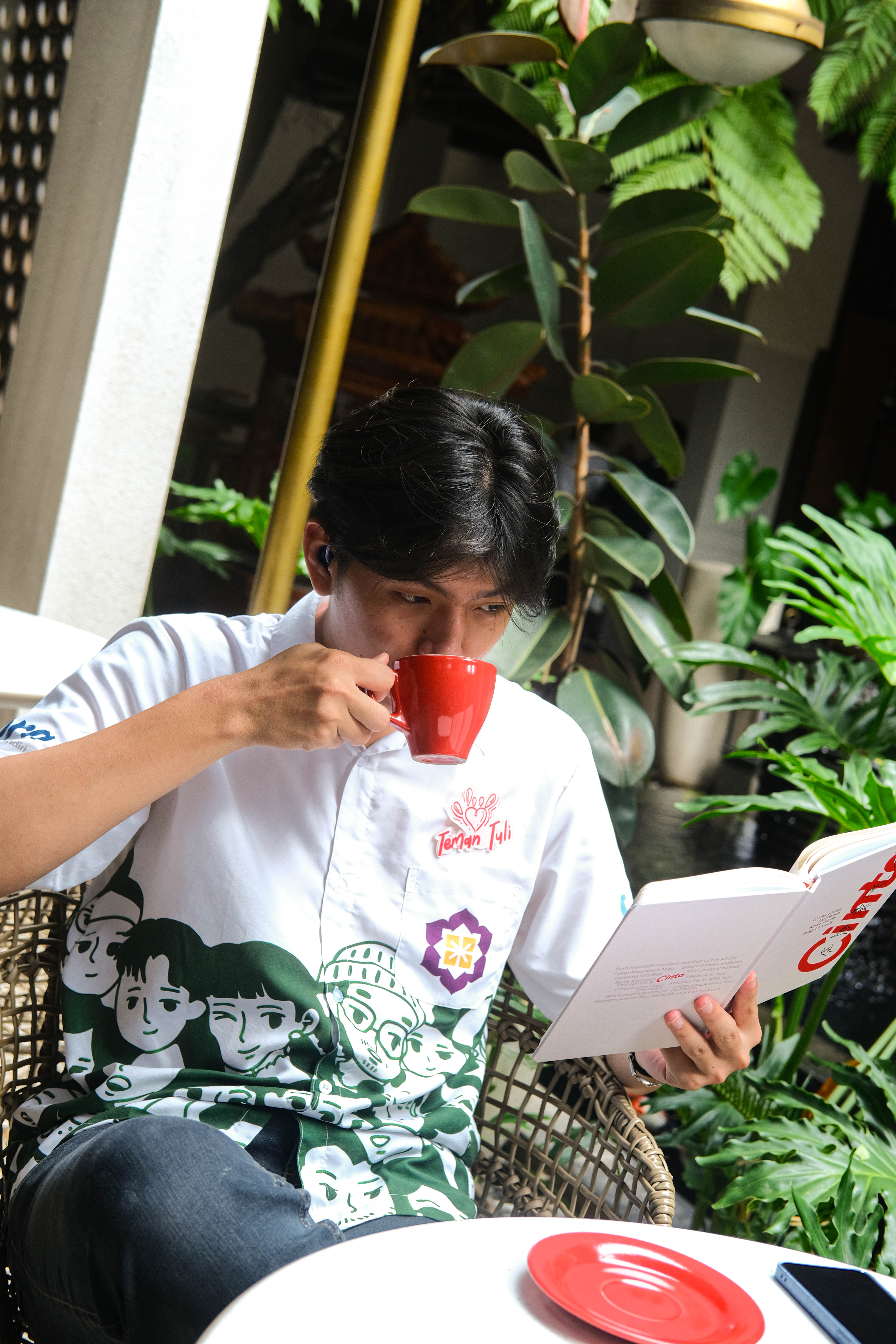 Reading moment with coffee